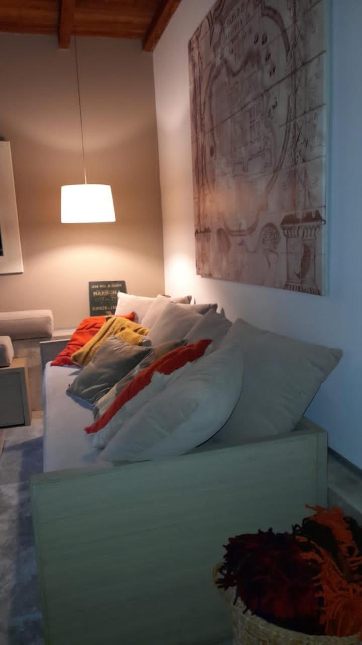 Las Glicinas Boutique Apartments Колония-дель-Сакраменто Экстерьер фото