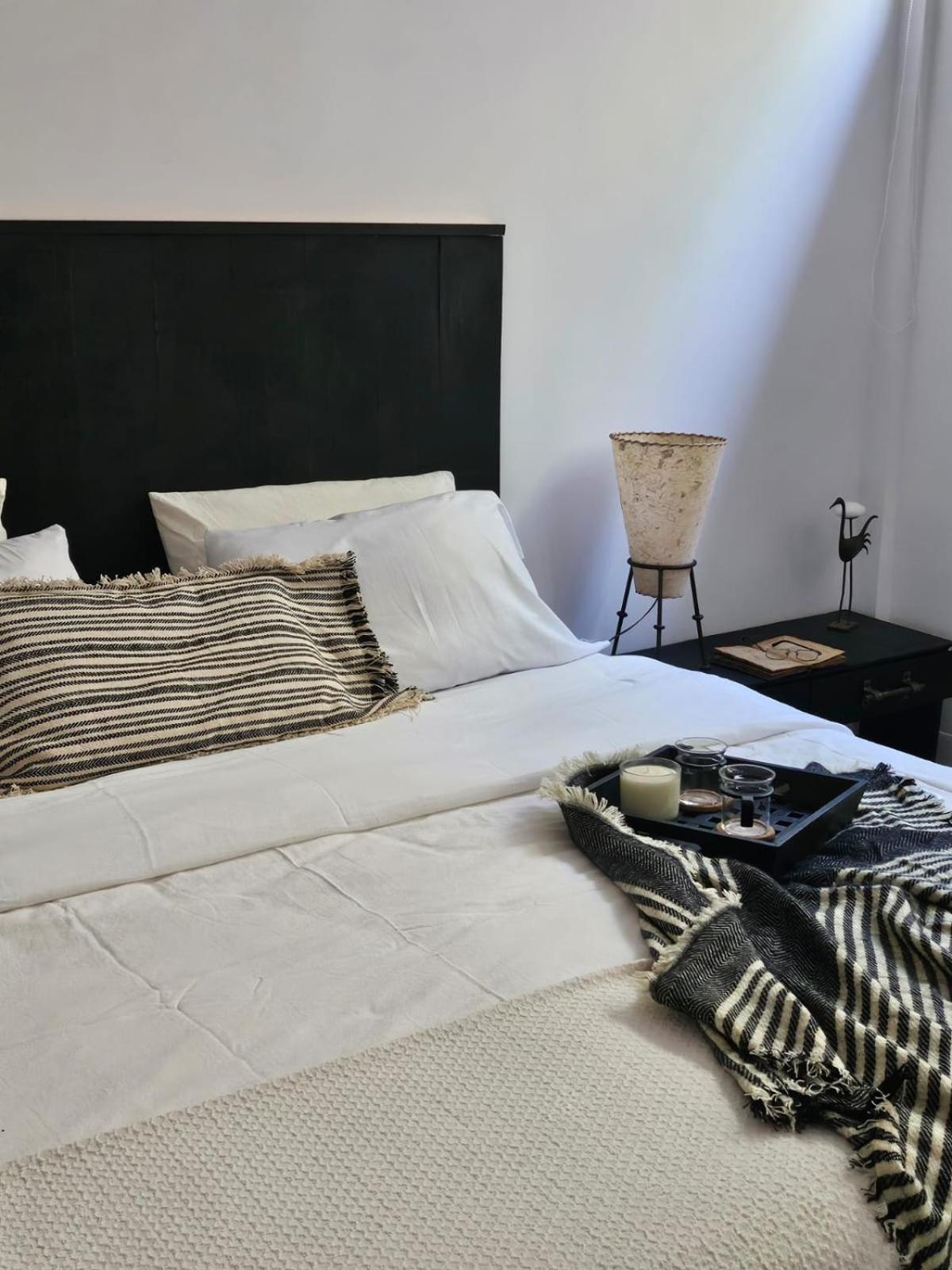 Las Glicinas Boutique Apartments Колония-дель-Сакраменто Экстерьер фото