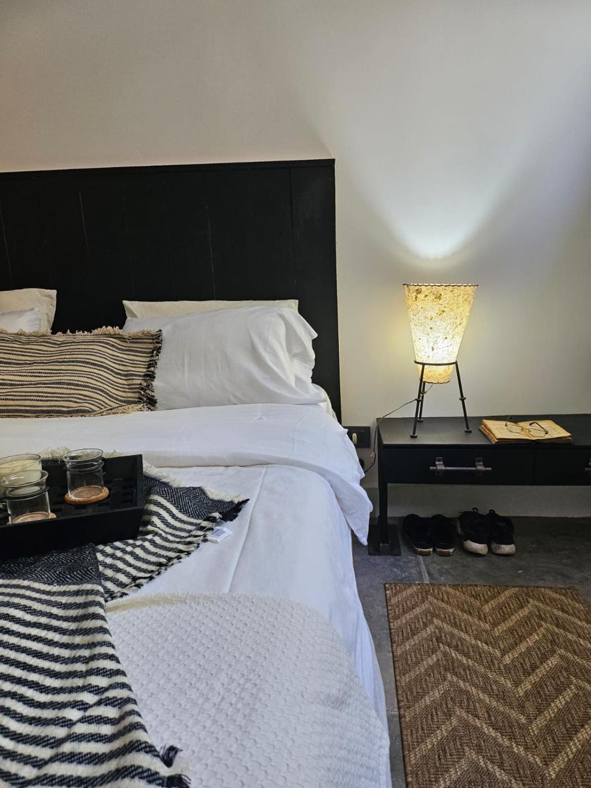 Las Glicinas Boutique Apartments Колония-дель-Сакраменто Экстерьер фото