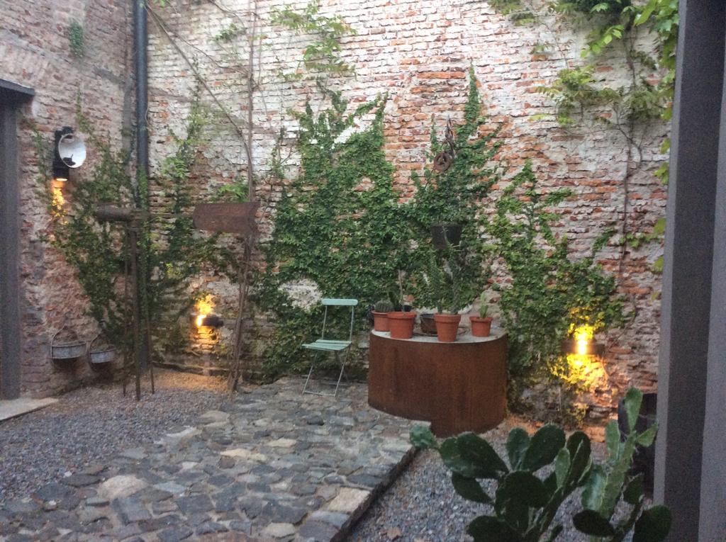 Las Glicinas Boutique Apartments Колония-дель-Сакраменто Экстерьер фото